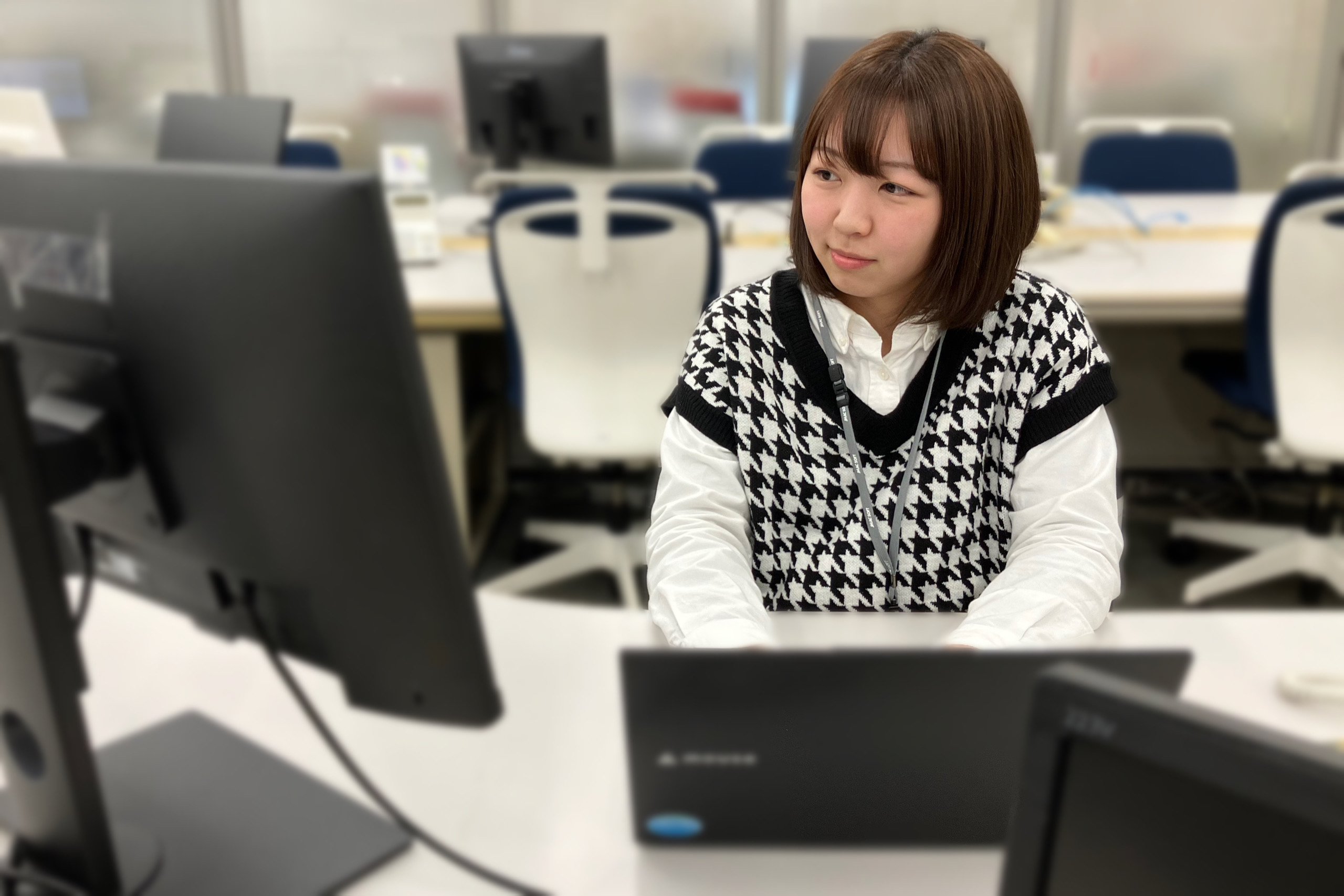 employee11_02